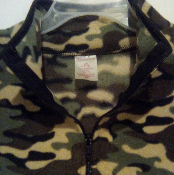 🌞Camo Sweater🌚 - Picture 2 of 11